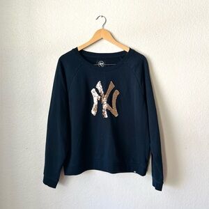 ‘47 Brand Women’s New York Yankees Cosmic Crew Sweatshirt Size Large Navy Gold